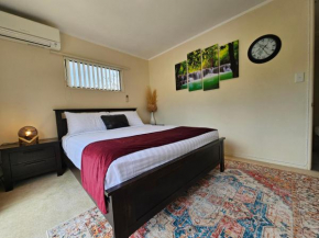 Bright & Cozy Studio - Private Access & Full Privacy